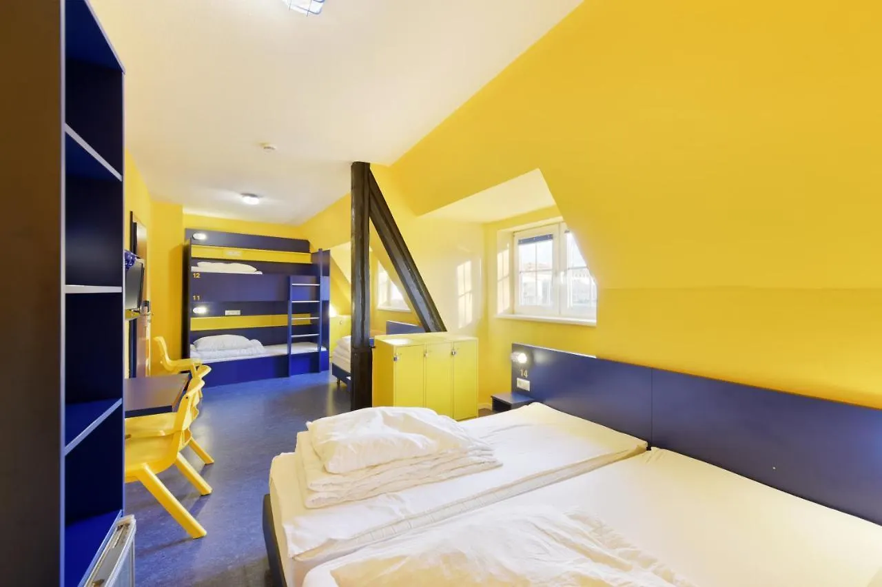 Bed'Nbudget Expo-Hostel Dorms Hannover